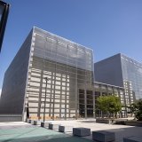 Le nouveau bâtiment de logements et d'équipements publics prévu par la Ville de Genève se situera dans la continuité de la nouvelle Comédie sur le site de la gare des Eaux-Vives (archives).